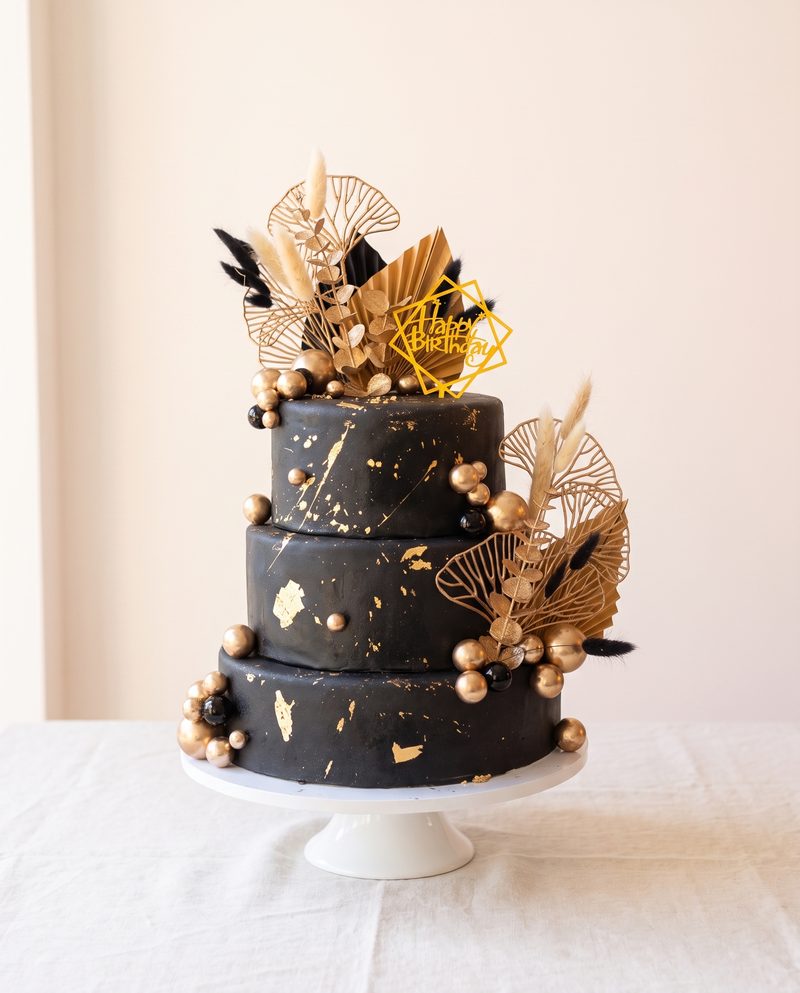 Schwarz & Gold