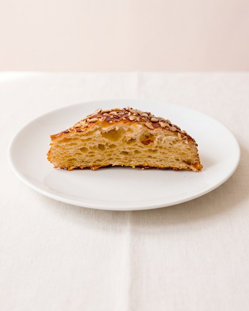 Laugenecke mit Körnern