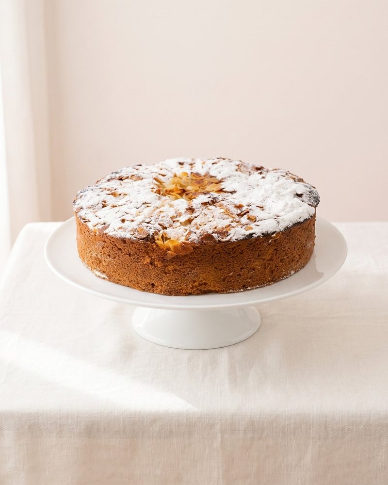 Wiener Sandkuchen mit Birne & Nuss