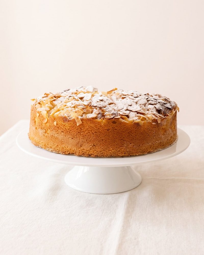 Wiener Sandkuchen mit Apfel