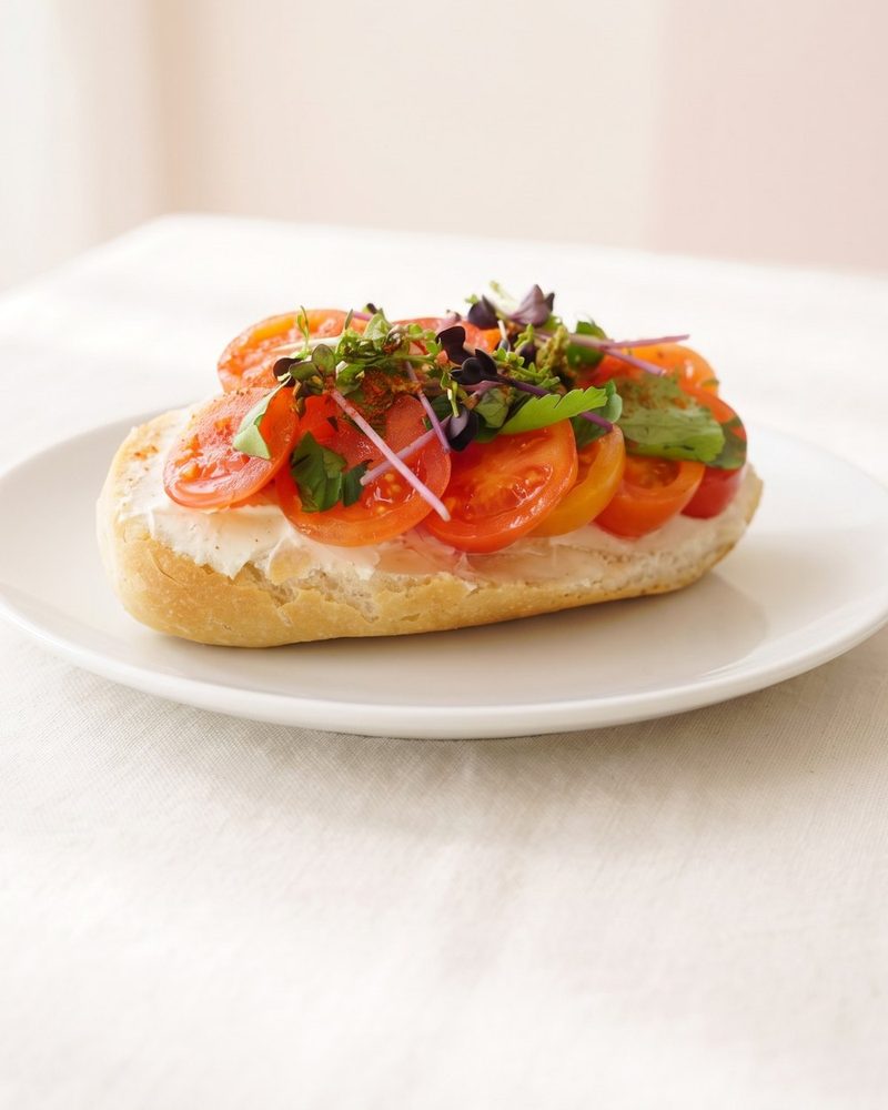 Halbes belegtes Brötchen - Frischkäse